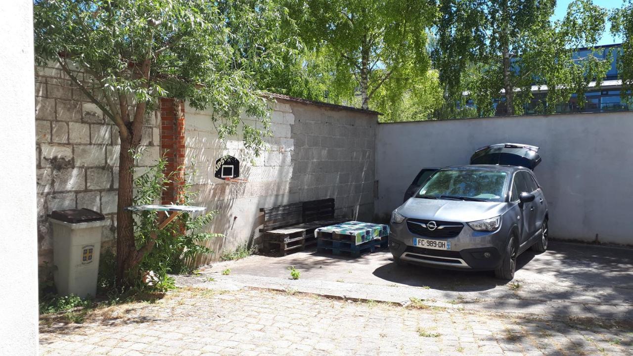 F4 Dans Maison Au Calme Pres Du Centre De Chalons En Champagne Экстерьер фото